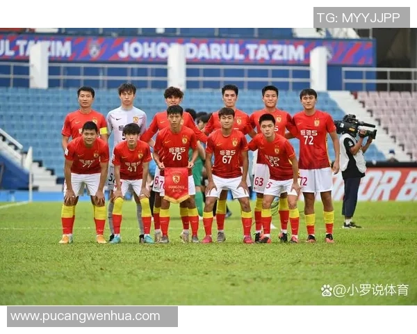 最新解约足球明星名单揭晓引发关注与讨论 最新解约足球明星名单揭晓引发关注与讨论