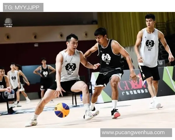 杭州与武汉篮球队对决赛后分析比赛节奏与战术运用 杭州与武汉篮球队对决赛后分析比赛节奏与战术运用